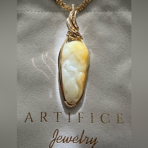 14k Gold Filled Genuine Jade Carved Luck Stone Healing Necklace Pendant - Picture 2 of 9